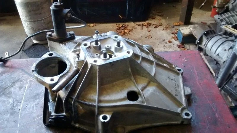 Carcasa Bell compatible con 83-91 PORSCHE 944 473724 Foto 4 de 4