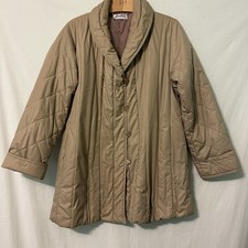 Bromleigh Vintage Women  s Beige Quilted Button Lined Coat Size Large XL Preowned