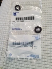 GM OEM Drain Plug Seals  12616850 SET OF 2 sealed in oem packages