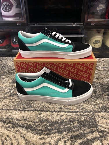 VANS OLD SKOOL CLASSIC SPORT - SIZE 9 
