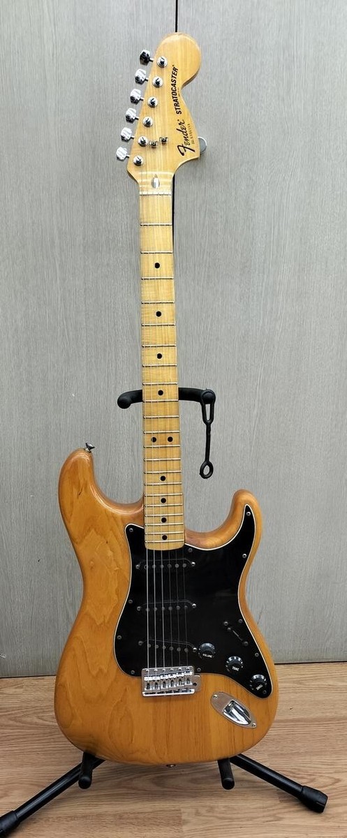 z*o様 Fender Stratocaster Fender Made in Japan Traditional 70s Stratocaster Maple