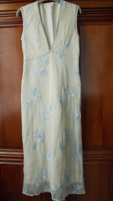  SCHÖNES LANGES KLEID AUS BESTICKTEM SPITZENSCHLEIER - GR. 38 - 40