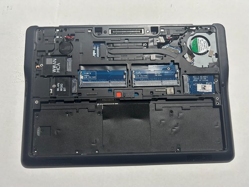 OEM Dell Latitude E7250 12.5" Intel i5 Motherboard W/ Bottom Base LA-A971P - Afbeelding 3 van 4