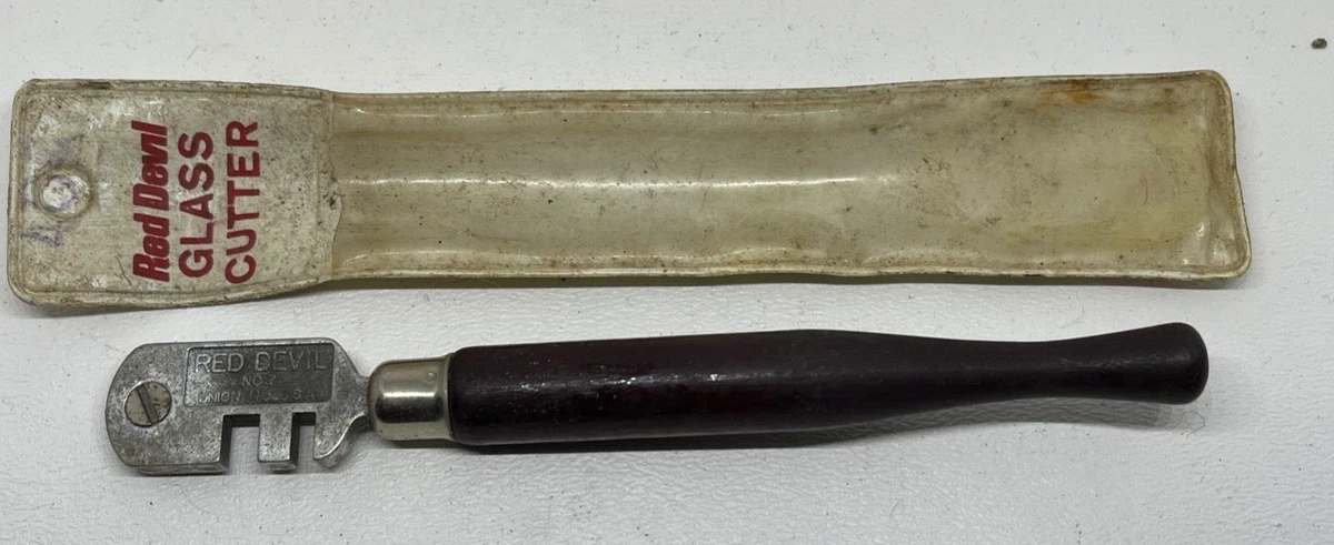 Vintage Red Devil GLASS CUTTER No. 7 USA With Case Works Good Condition