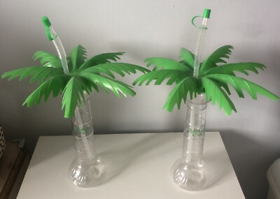 Regenwald Cafe Palmenbecher x 2 Sammlerstücke Souvenirs