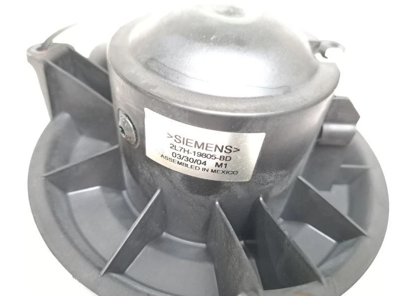 Двигатель вентилятора подходит для Ford Expedition 2004 - Изображение 3 из 3