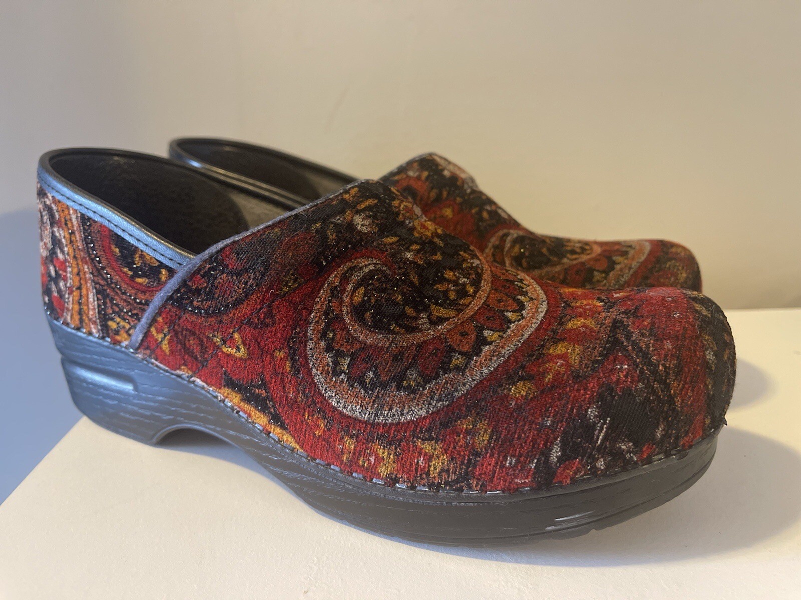 DANSKO Women's Paisley Vegan Velvet Tapestry Professional Clogs Size 9.510 (40) eBay