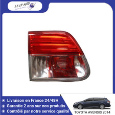 Feu arrière Toyota AVENSIS