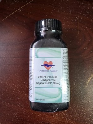 OME-Praz Frequent Heartburn and Acid Reducer 20 mg 300 Capsules   Exp. 09/2028