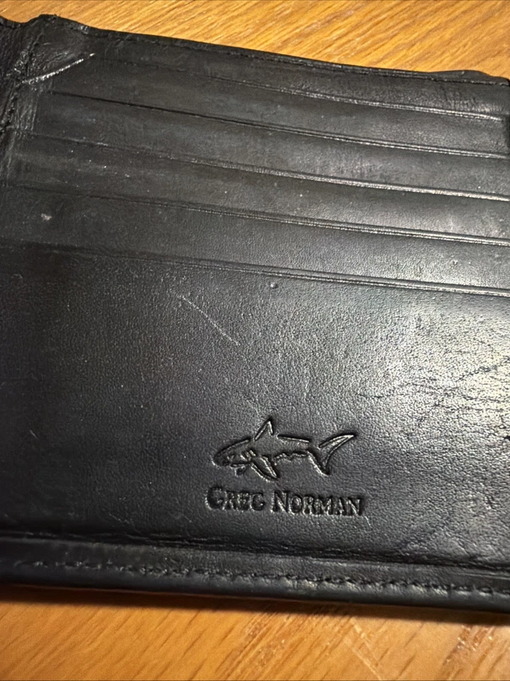 Tarjeta billetera de cuero negra para hombre de Greg Norman Foto 4 de 4