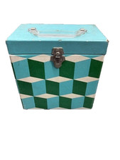 Vintage V-M 45 RPM Record Carrying Case Model 70-0740 Mid Century Cube Pattern