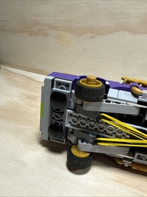 LEGO Batman Movie 70906: The Joker Notorious Lowrider Wacky Car - INCOMPLETE