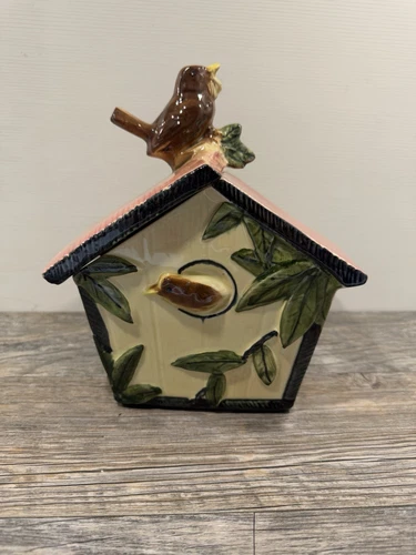 McCOY USA POTTERY WREN BIRD BIRDHOUSE SLANT LID COOKIE JAR RARE *read*