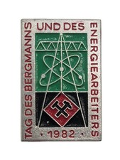 DDR Abzeichen Tag des Bergmanns und des Energiearbeiters 1982 Badge A325