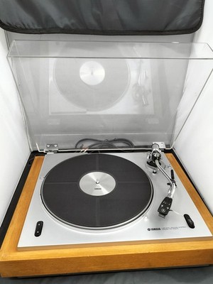 YAMAHA YP-700C Belt Drive Turntable Used - Vintage Audio