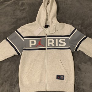 paris jordan jumper