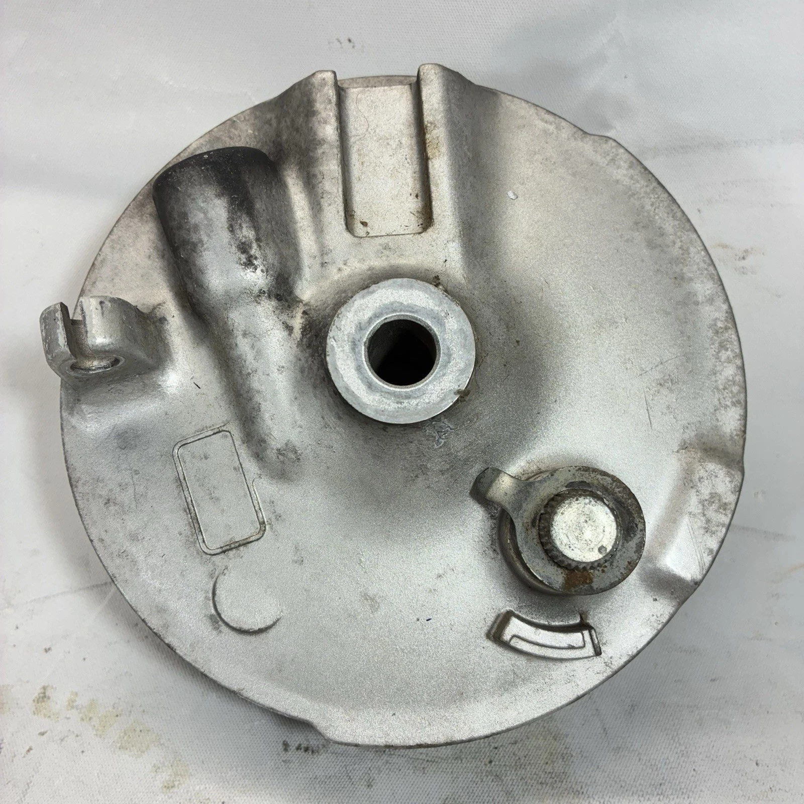 Yamaha ttr 125 front Brake Hub 2000-2008 OEM TTR125 E L Genuine