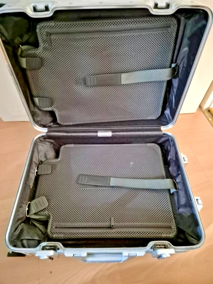 Rimowa Cabin Lufthansa Edition ✈️ ✈️ ✈️ - Bild 2 von 4