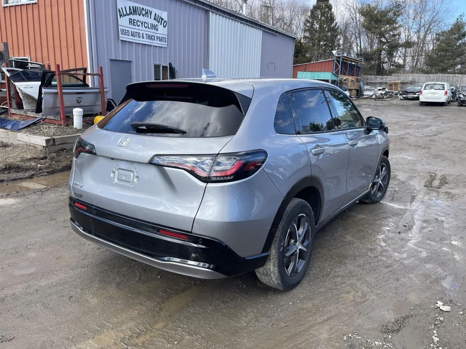 2023-2024 HONDA HR-V КРЫША С ЛЮКОМ НА КРЫШЕ СЕРЕБРИСТЫЙ ПК: NH830MX 2,0 Л НА AWD 50K EX-L 65240 - Изображение 3 из 4