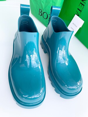 BOTTEGA VENETA Petroleum Blue Shiny Rubber Ankle Rain Boots  display picture 2