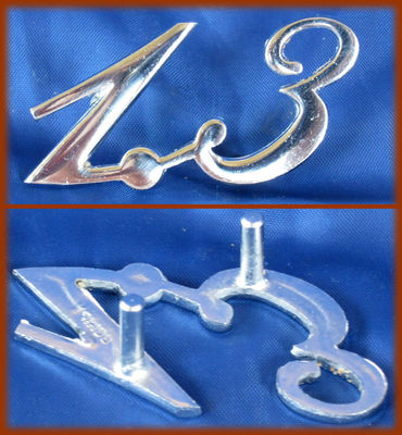 ALFA ROMEO GIULIA 1.3 SUPER - Logo Emblem hinter Schriftzug