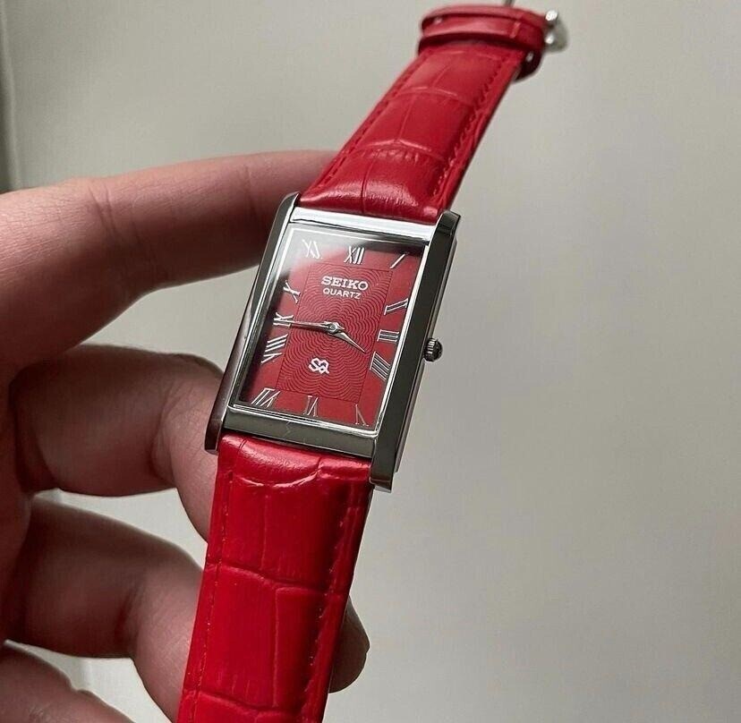 Seiko Vintage Quartz Watch Red Dial Men's Women's | eBay
