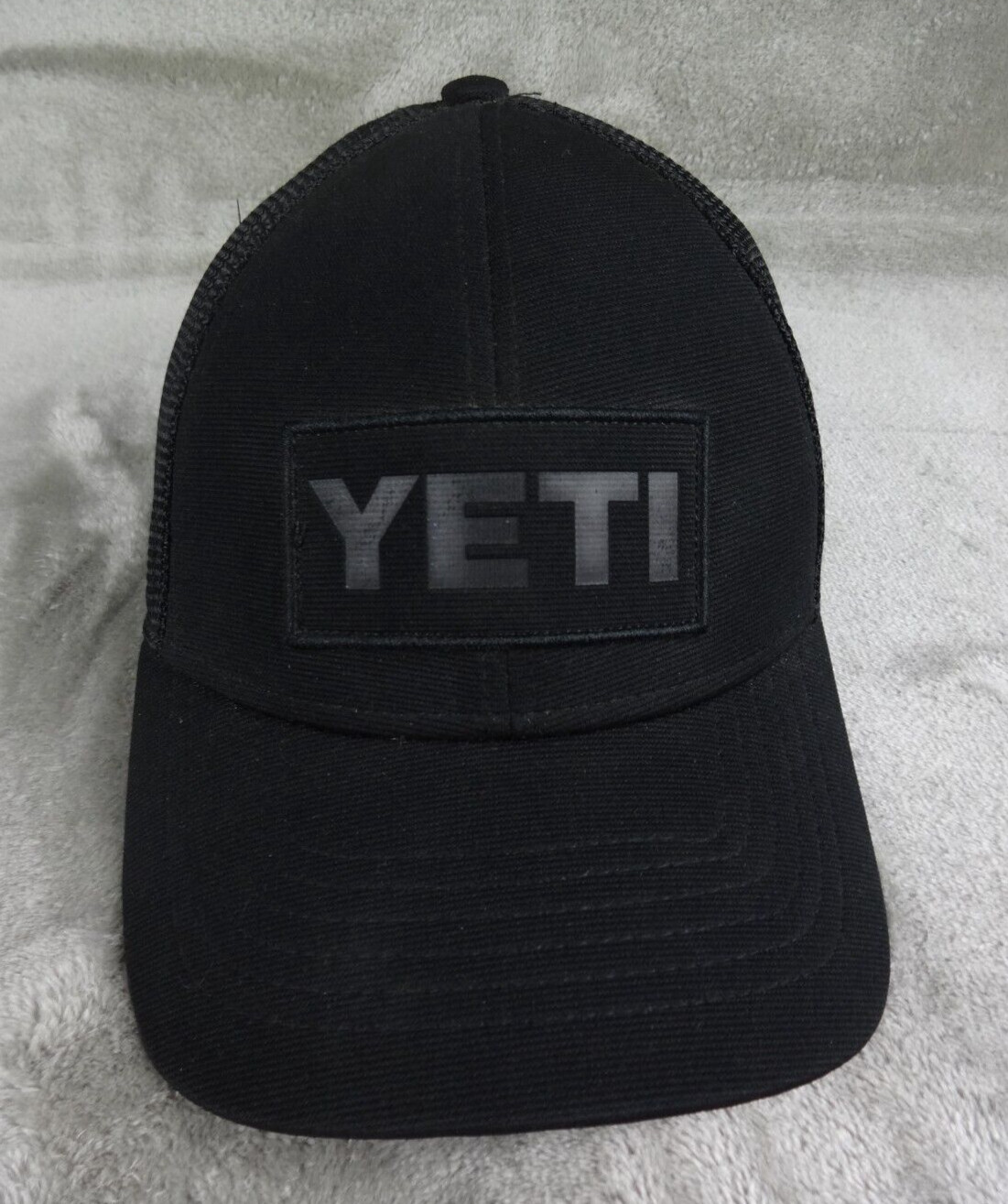 Authentic Yeti Coolers Hat Cap Patch Trucker One … - image 1
