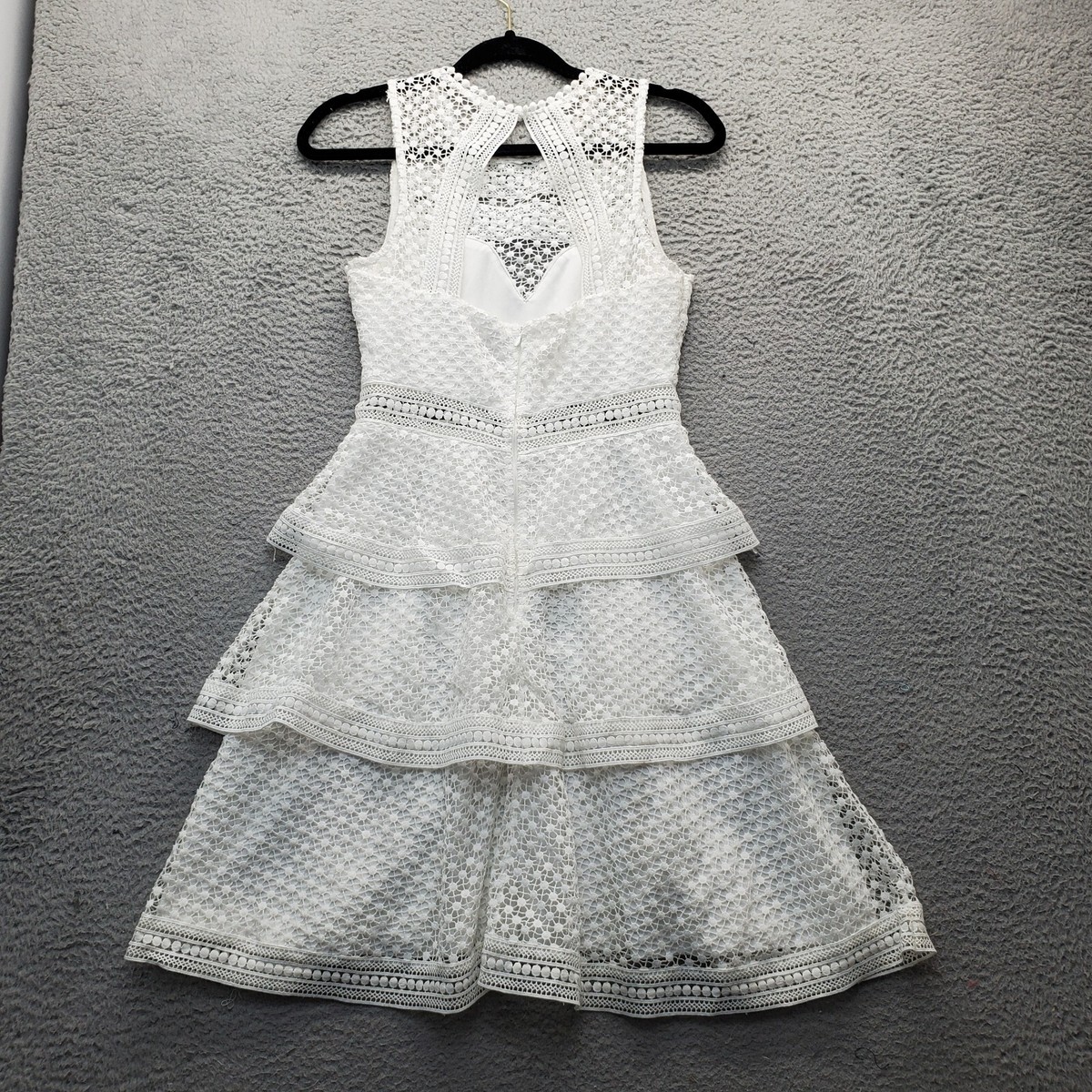 Maniju Cocktail & Party Dress Women's Small White Lace Crochet Ruffled Back  Zip