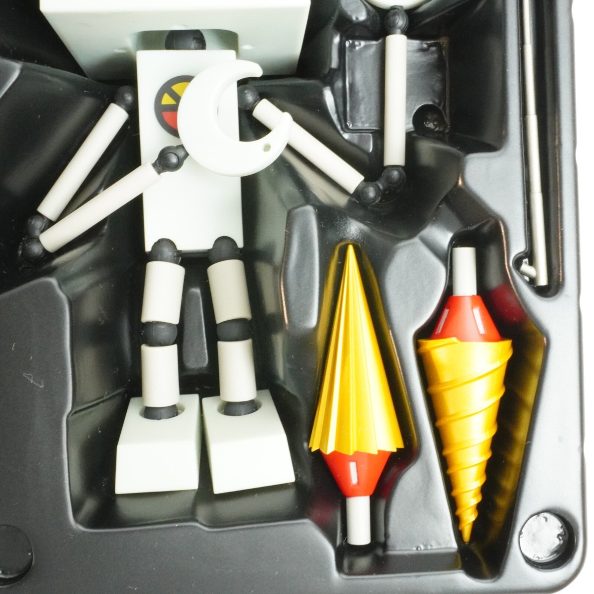 Doko Demo Issyo Revoltech Yamaguchi No.49 Suzuki robot Action