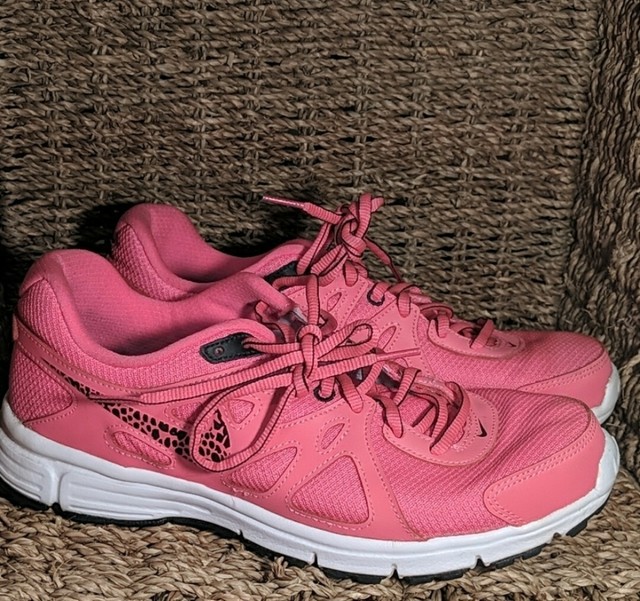 wmns nike revolution 2