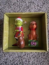 Dr. Seuss Grinch and Max Christmas Salt and Pepper Shakers NIB