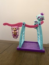 Fingerlings Monkey Bars Playset w/ 2 Large Fingerling Monkeys, They Talk