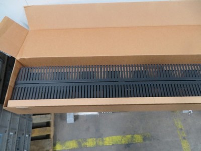 COMMSCOPE 1375257-1 CABLE MANAGEMENT PANEL T201110
