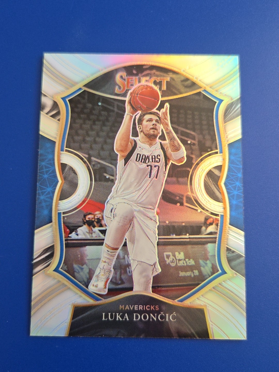 2020 Panini Select #15 Luka Doncic SILVER Prizm Concourse Mavericks