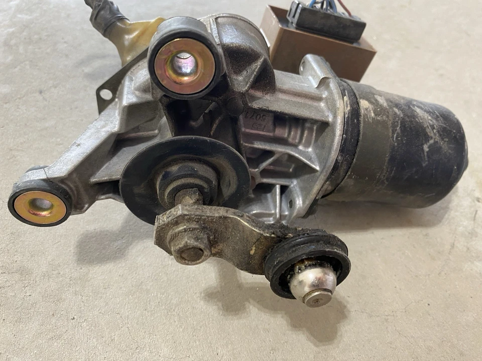 Nissan Pathfinder 89-95 1989-1995 camioneta limpiaparabrisas delantero motor relé fabricante original Foto 3 de 4