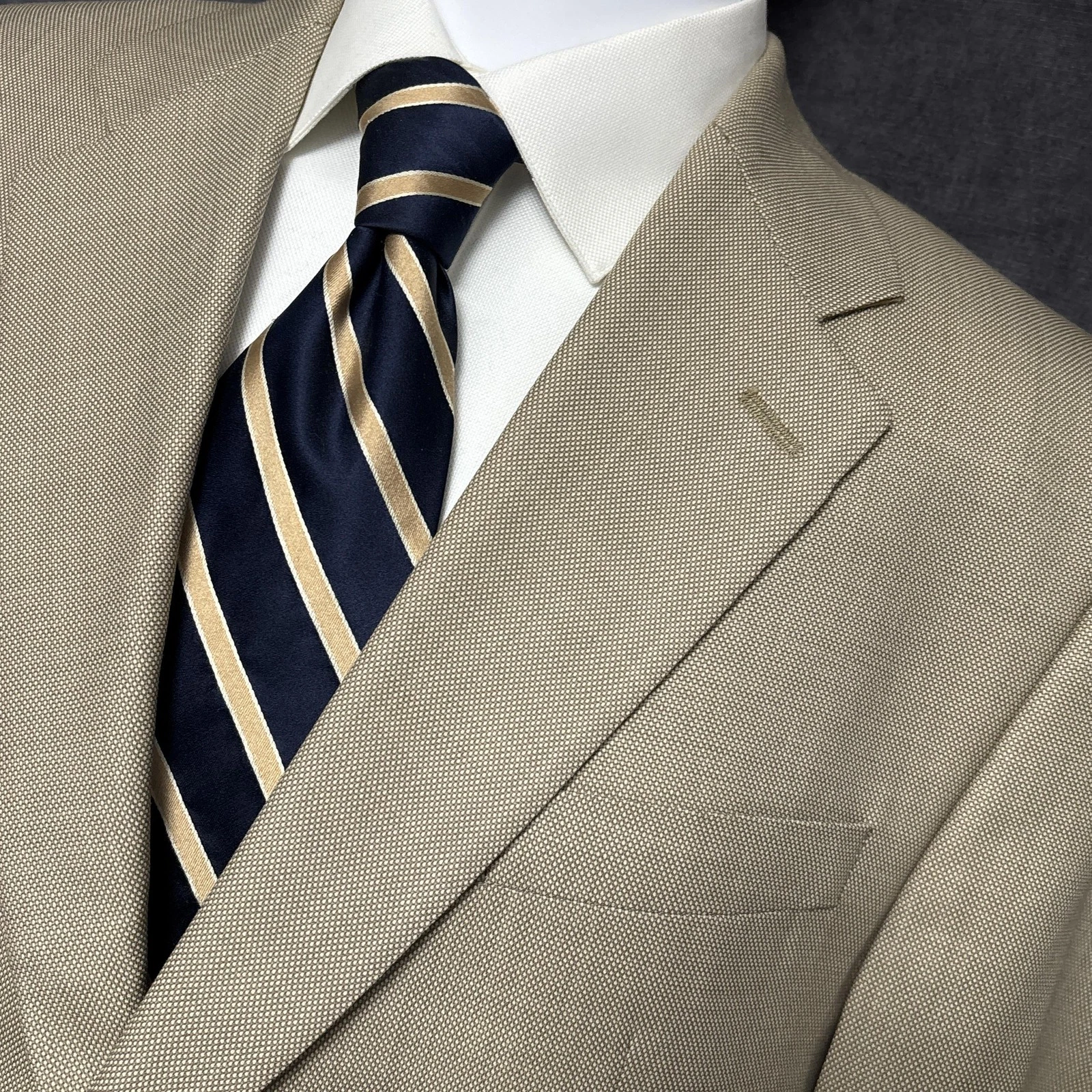 Lauren Ralph Lauren Sport Coat 43R Tan Birdseye Wool Blazer Jacket Canada 44R
Opens in a new window