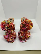 WOMENS Size 8 GIANNI BINI FESTIVE HILLS