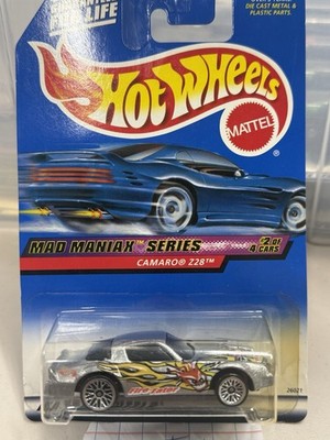 Hot Wheels Mad Maniax Series Camaro Z28 #018 2000 SEE CARD COLOR