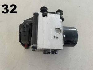 VW Passar 3C Hydraulikblock ABS-Block 3C0614095P