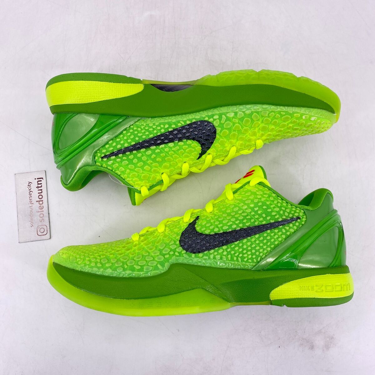 Size 8 - Nike Zoom Kobe 6 Protro Low Grinch for sale online Size 8 - Nike Zoom Kobe 6 Protro Low Grinch for sale online
