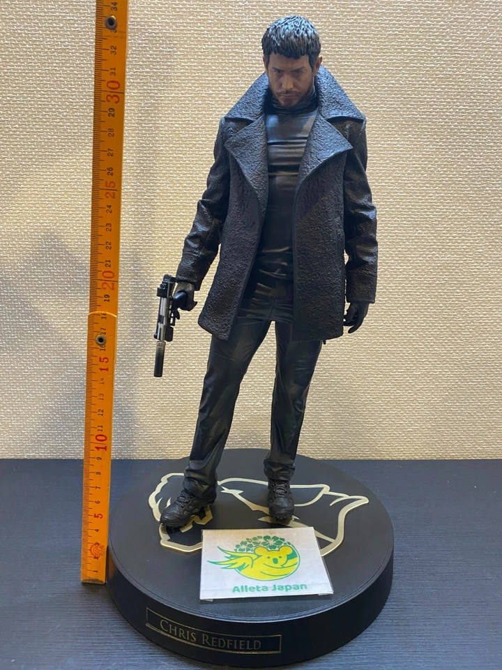 Resident Evil 8 Village Collector's Chris Redfield Statue Figure Toy BIOHAZARD - Image 2 of 4