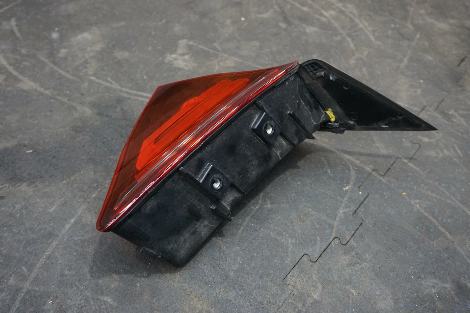 Luz trasera tapa maletero interior lado conductor izquierdo LED 4G8945093K Audi S7 18 *Nota Foto 3 de 4