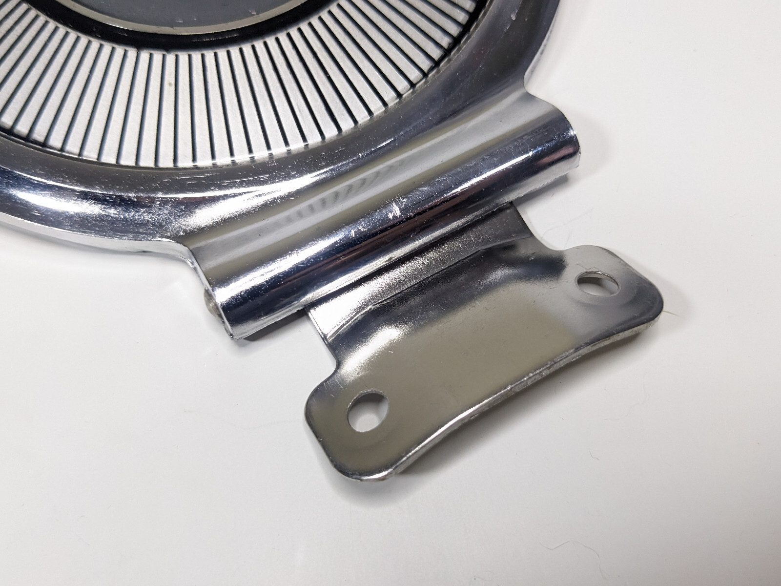 GM 38144041 Gas Door Lid Assembly & Ring for 19631967 Corvette