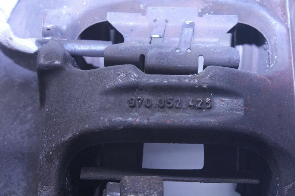 Juego de pinzas de freno trasero derecho izquierdo Porsche 911 991 2012-2016 3,4 quemadas OEM U Foto 3 de 4