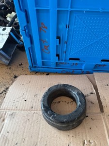 1x Federunterlage Federgummi Mercedes W204 S204 W210 W212 S212 C207 A207 R171