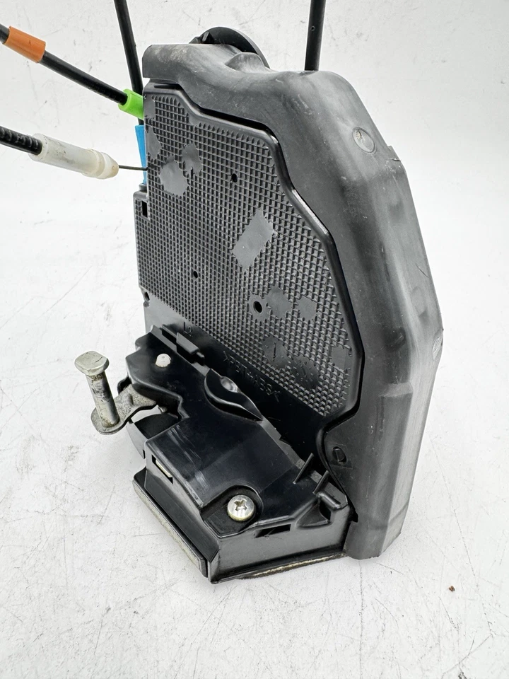 2012-2019 TOYOTA PRIUS C ЗАДНЯЯ ЛЕВАЯ СТОРОНА ДВЕРИ ЗАМОК ЗАЩЕЛКА ПРИВОД OEM - Изображение 3 из 4