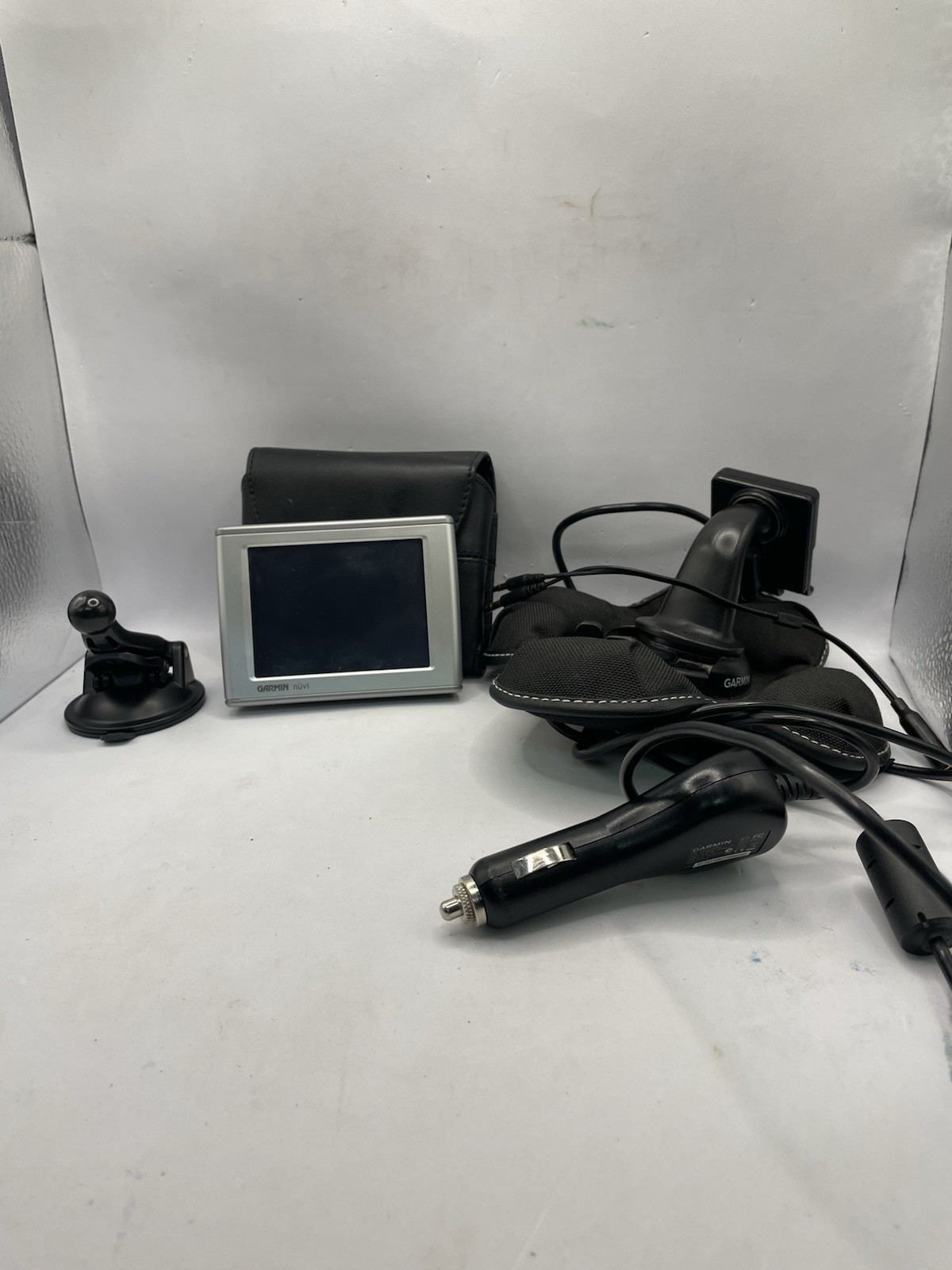 Garmin Nuvi 2555LM GPS Navigator with Lifetime Maps A03-image