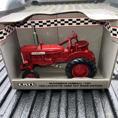 ERTL FARMALL McCormack 130 - 1993 LAFAYETTE FARM TOY SHOW EDITION