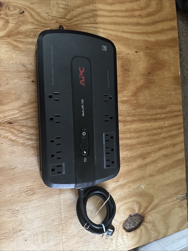 APC Back-UPS 750VA BE750G - NEEDS BATTERY - Surge Protector & Backup Unit