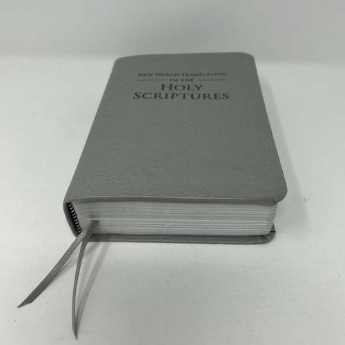 New World Translation Of The Holy Scriptures Bible, 2013, Grey/silver, 6.7”x4.7” - Foto 2 di 9